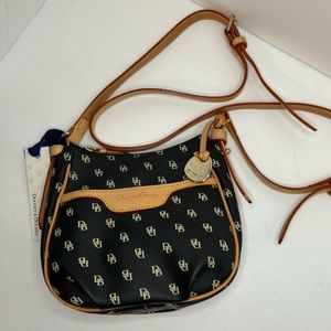 Dooney & Bourke Black Interlocking D&B Mini Margot Crossbody NWT & Accessories